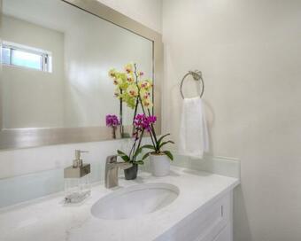 Moon River Suites #5