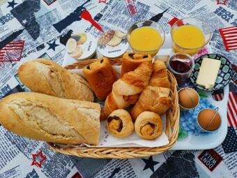 Safari At La Petite Lande