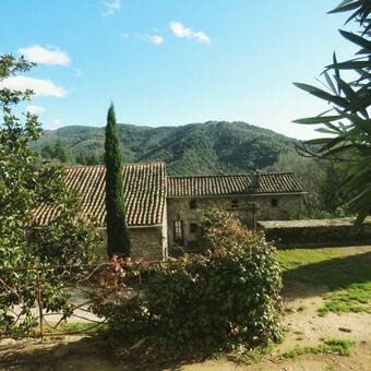 Lodge G�te Pommier Au Ch�teau Des Pauses