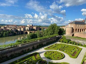 ��la Cr�cerelle�� Spacieux G�te Contemporain Entre Tarn Et Aveyron