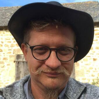 Bed & Breakfast Domaine Des Pierres Jumelles-balade � Cheval-chambre D'h�tes Mayenne