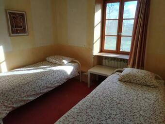 Mouly, Een Hemeltje Op Aarde