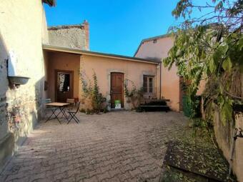 G�te Saint-haon-le-ch�tel, 3 Pi�ces, 6 Personnes - Fr-1-496-254