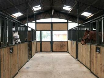 Ch�teau De La Preuille Bed & Breakfast