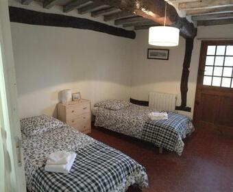 Chaumi�re En Bord De Mer