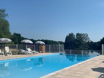 Bed & Breakfast Camping Les Joumiers