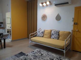 Apartamento Le Studio Sud 2 �toiles 3 Personnes Salin-de-giraud Camargue Mer