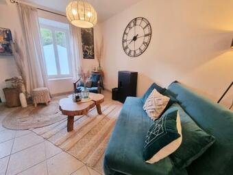 Hostal La Tiny Proche Lac Et For�t