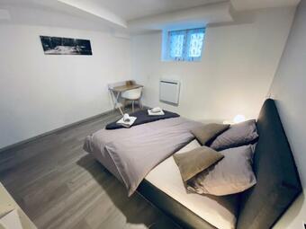 Apartamento Appartement Au Calme Enti�rement �quip� Avec Parking Priv�