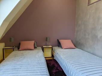 Long�re Aux Portes De Vannes Avec Grand Jardin