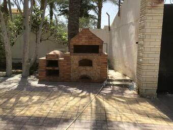 4 Bedroom Superior Family Villa With Private Pool, 3 Min From Beach Abu Talat
