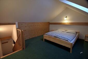 Apartm�ny Nad St�jemi - J�travsk� Dvorec