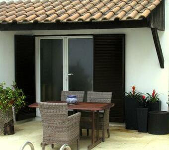 Villa Go Pt - Private Challet With Swimming Pool And Garden