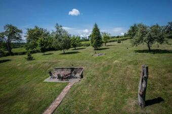 Rouben� Chalupa ?esk� R�j Nadslav