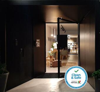 Hostal O Violas - Art Coffee & Guesthouse