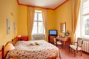 Hotel Schloss L�bbenau
