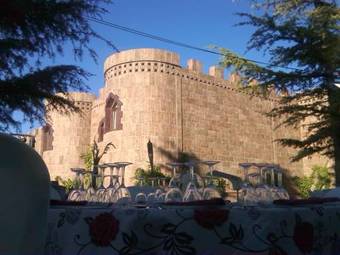 Hotel Vi�edos Y Bodegas El Castillo