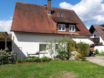 Apartamento Ferienwohnung Lerchennest