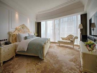 Galactic Classy International Hotel