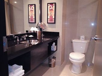 Hotel H�tel Universel, Centre De Congr�s Rivi�re-du-loup