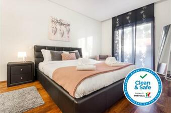 Pink Apartment - Apartamento Espa�oso Com Piscina