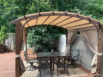 Deluxe Large 1800sf Townhouse With Large Deck