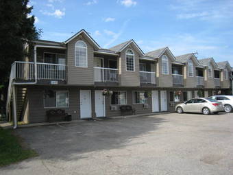 Motel Monashee Lodge