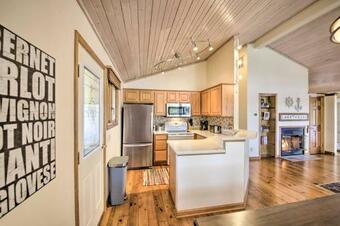 Waterfront Monticello Home Deck And Boat Dock!