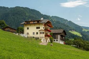 Apartamento Kreuzplonhof