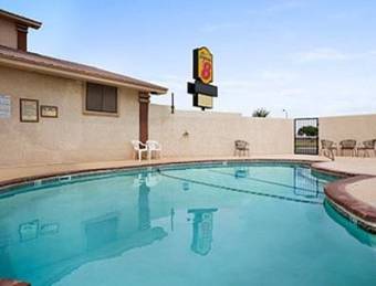Motel Super 8 By Wyndham Carlsbad