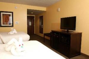 Pier House 60 Marina Hotel