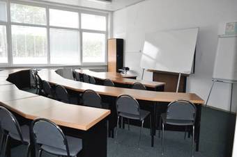 Hotel Studijne A Kongresove Stredisko