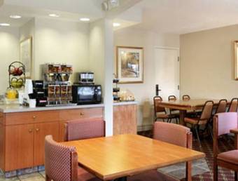 Hotel Microtel Inn And Suites Dia