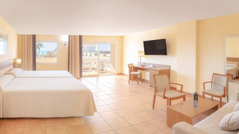 Hotel Rh Casablanca Suites