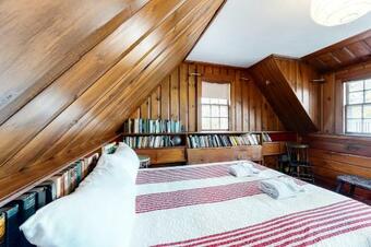 Beachroad Hideout