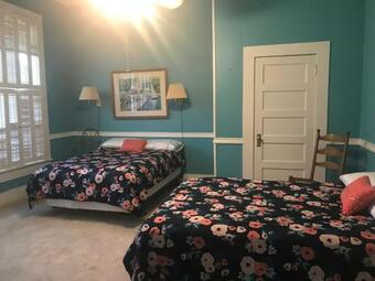 Mimi's Elegant Country Home