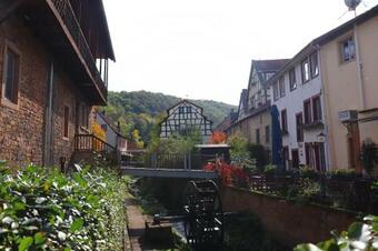 Apartamento Fachwerkhaus In Der Altstadt Von Meisenheim