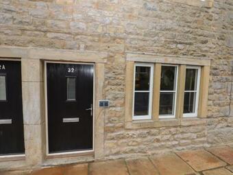 1 Grosvenor Farm Cottages