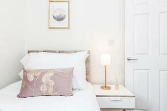 *contractor *vacation Home* -thurrock Ockendon