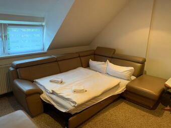 Hotel & Restaurant Schenk Von Landsberg