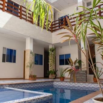 Cr Hotel Celeste Real