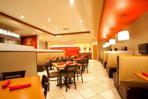 Hotel Holiday Inn Chicago Aurora