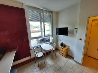 Apartamento Tout Equipe, Parking, Gare, Wi-fi Netflix