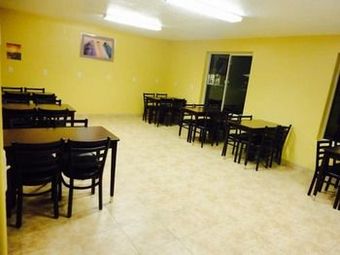 Motel Royal Inn & Suites