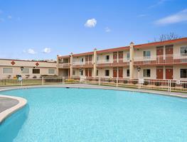 Motel Days Inn Shelby