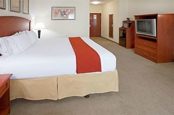 Holiday Inn Express Hotel & Suites Decatur, Tx