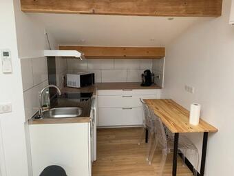 Apartamento Bel Appartement � L'isle Jourdain Proximit� Du Centre