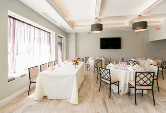 Hotel The Tidewater Inn