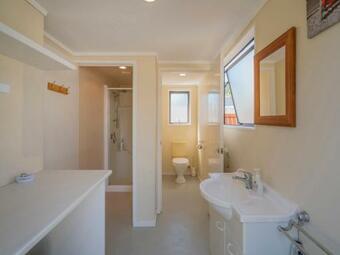 Sandcastles And Sunshine - Pauanui Holiday Home