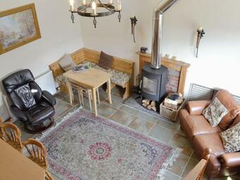 Auchingoul Cottage - Beautiful Cosy Place Near Woodland Walks And The River